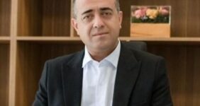 مقاومت بورس در قله 6 میلیون واحد/ پول جدید وارد کدام سهام می‌شود؟