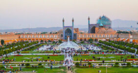 میدان نقش جهان بدون مدیریت واحد؛ فرسایش تدریجی در کمین یک اثر جهانی