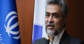 کرمانپور: بیمه ۱۲۰ همت به حوزه سلامت بدهکار است