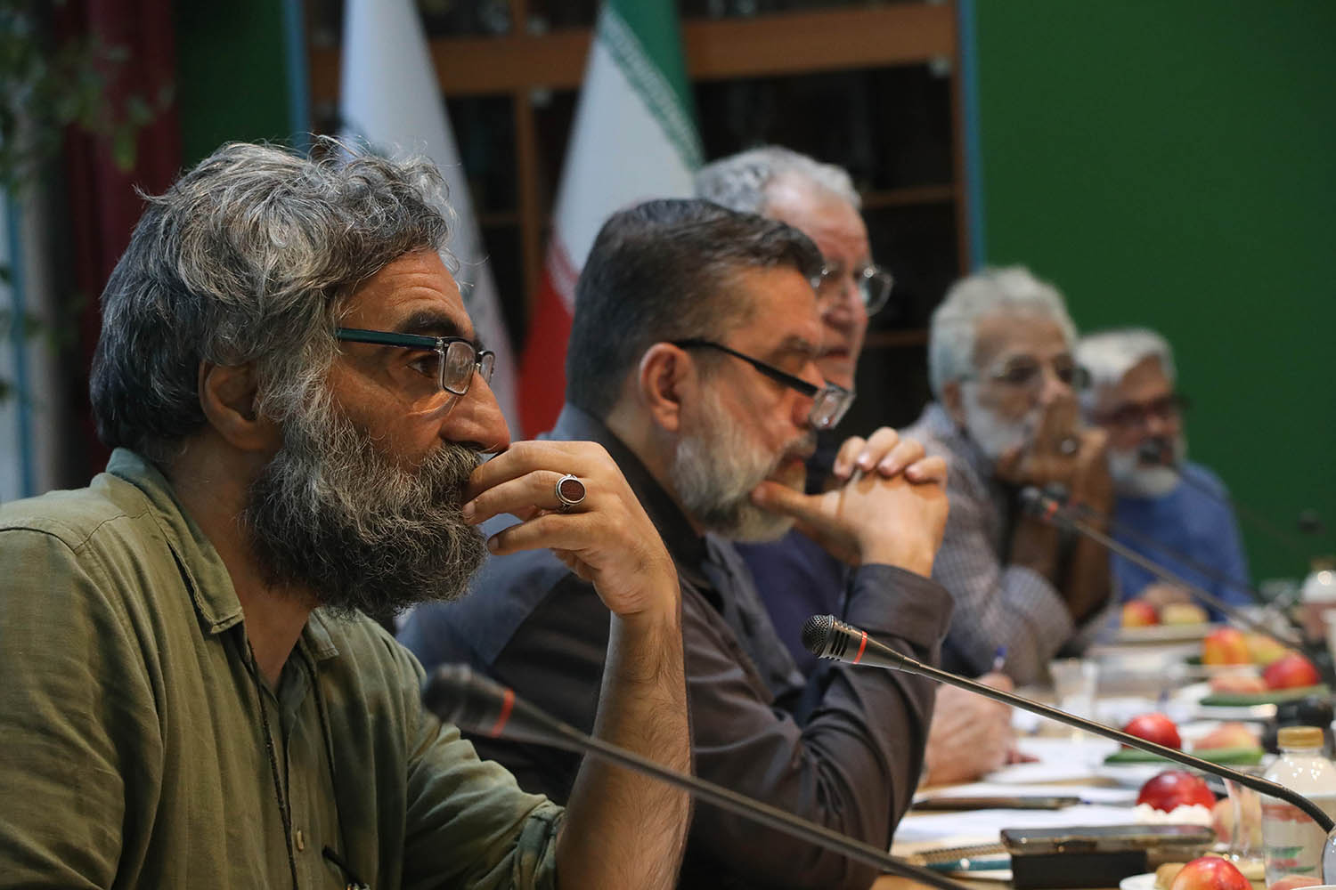 گردهمایی چهره‌های شاخص سینمای ایران برای پیچینگ ۱۴۰۵ فارابی/ ۳۷ پروژه از میان بیش از ۸۰۰ طرح به مرحله ارائه رسیدند